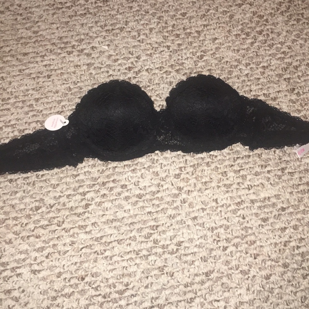 Strapless bra